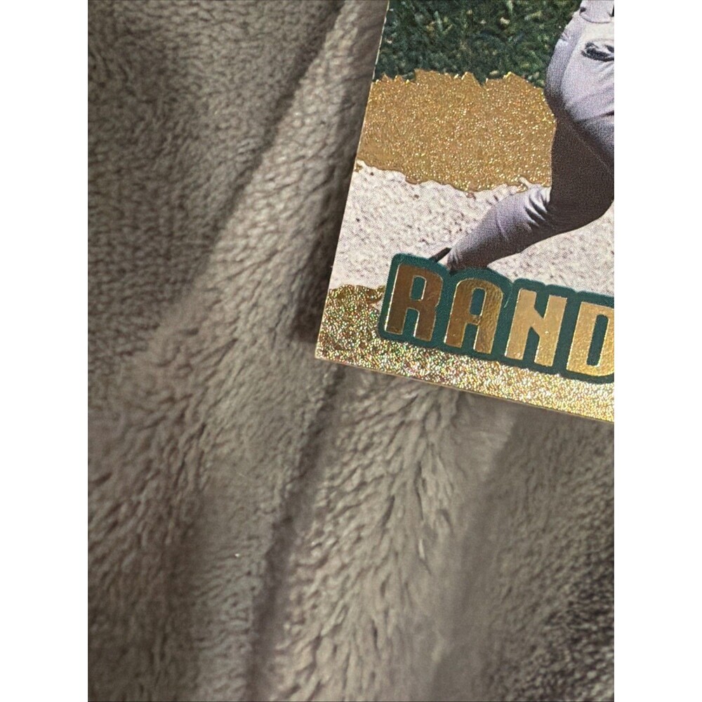 1998 Pacific Invincible - Randy Johnson #65 - Picture 4 of 9